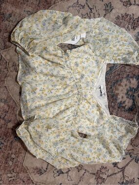 Lush Yellow Floral Puff-Sleeve Blouse